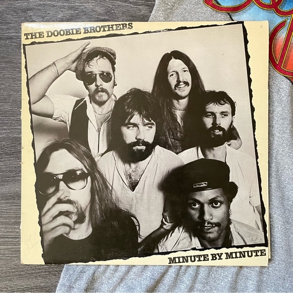 The Doobie Brothers Farewell your concert tee and vinyl record - Picture 11 of 13